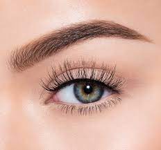 Premium Eye Lashes - A lil Extra